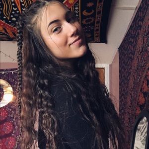 Meet your Posher, Marissa